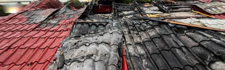 Из-за дроновой атаки в Белопольской громаде на Сумщине вспыхнул торговый центр (ФОТО)