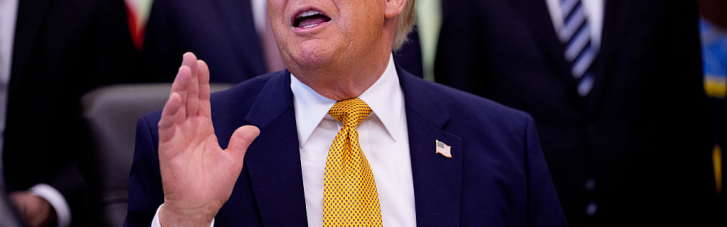"Справляється досить добре": Трамп похвалив Зеленського за втримані позиції