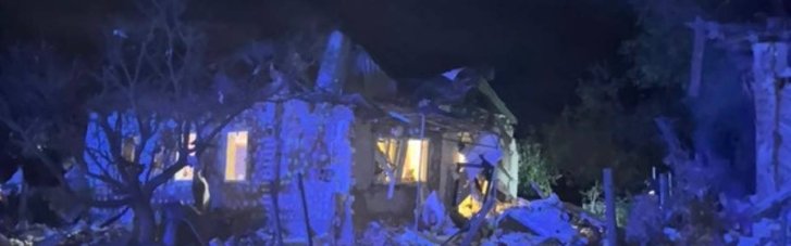 Вночі росіяни вдарили КАБом по Ізюму: постраждали двоє дорослих та немовля