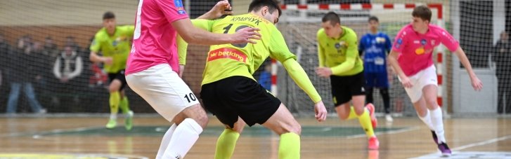 Яскраві голи та драматична нічия: огляд 4-го туру betking Екстра-ліги