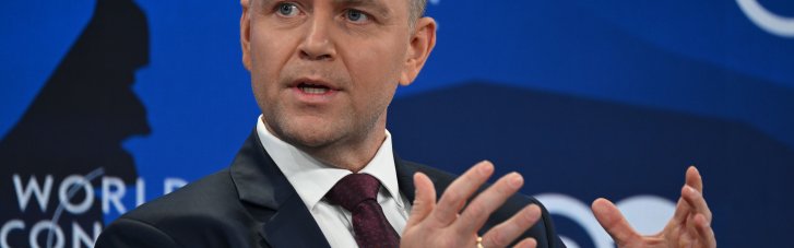 Президент Польши упразднил закон о поддержке украинцев: детали