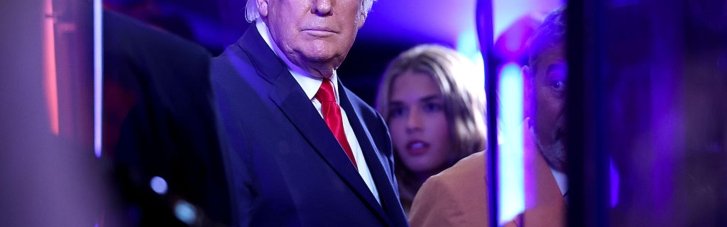 Трампа громко освистали во время матча НБА в Нью-Йорке