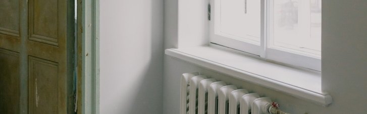 Через обстріли в Харкові обмежили подачу гарячої води та опалення, вночі прогнозують морози до -11º