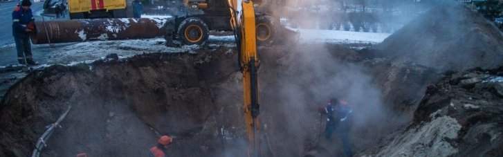 Кличко доручив виплатити додаткову винагороду фахівцям, які відновлюють Київ після ворожих атак