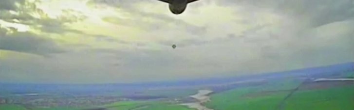 Військові з екіпажу "Сірий" з 42 ОМБр показали, як збивають реактивні "шахеди"