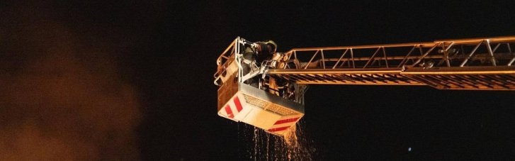 Київ атакували реактивні дрони: у двох районах виникли пожежі (ФОТО)