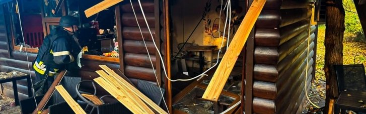 Рашисти вдарили по парку на Харківщині: загинули жінки та немовля, багато поранених