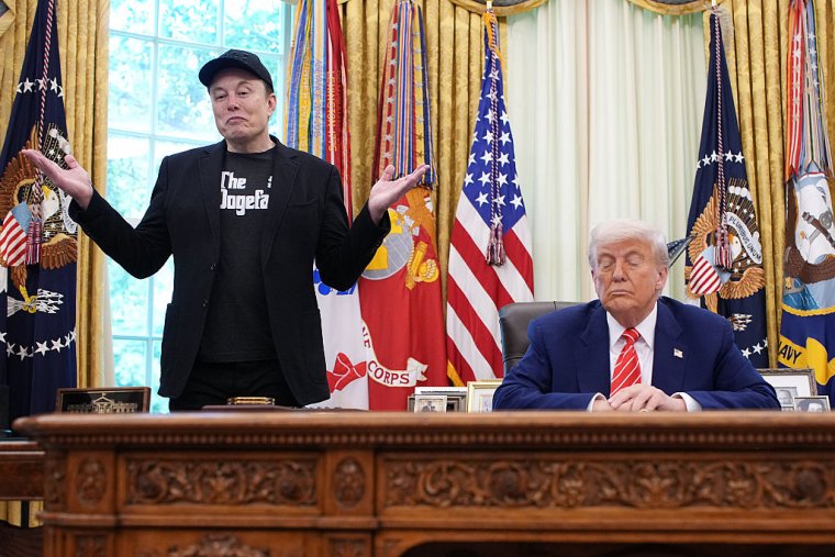 Ілон Маск і Дональд Трамп у Білому домі