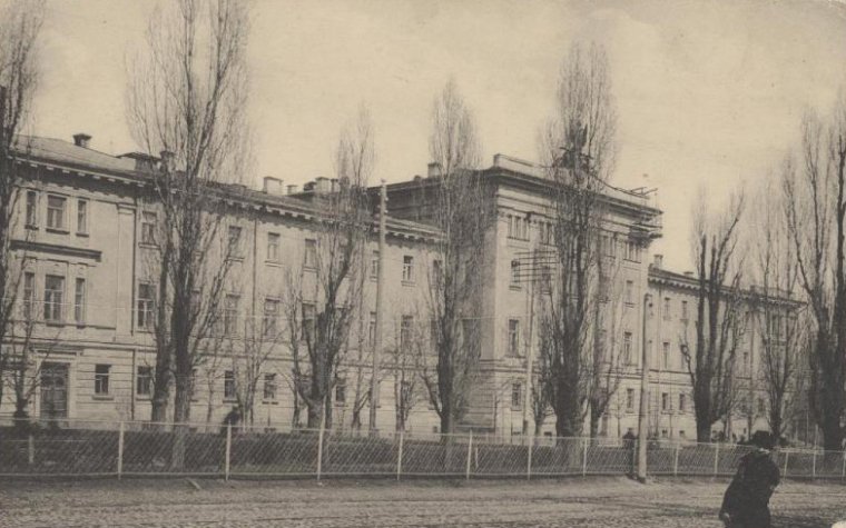 Дом Первой киевской мужской гимназии. Фото начала ХХ века