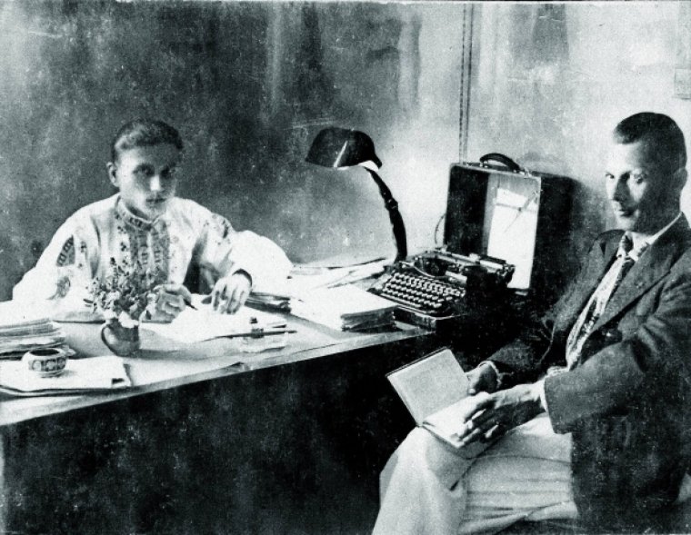 Юрий Горлис-Горский в вышиванке