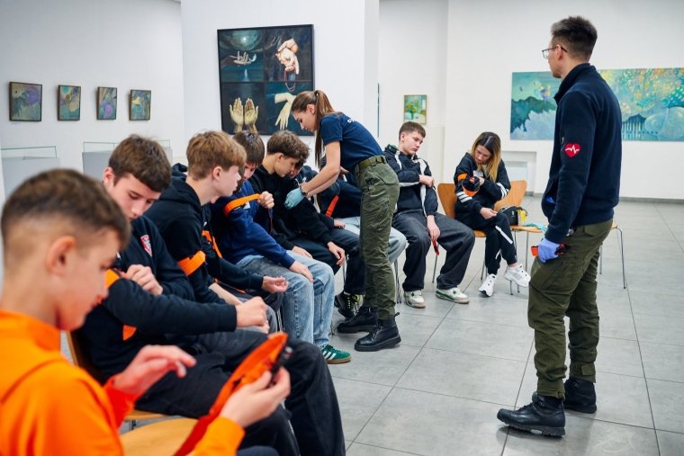 FAST Перша допомога і спецпідготовка