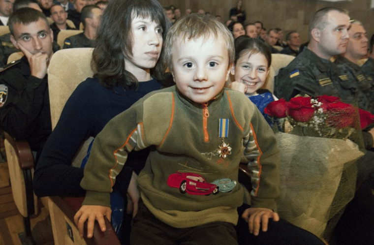 Тетяна Чорновол із дітьми Устимом та Іванною, 2014 р. / УНІАН
