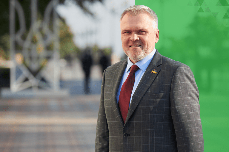 Нардеп Ковальчук поблагодарил Цивинского за содействие в разработке "табачного" законопроекта*