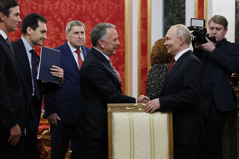 Путін обіцяв американцям захопити Донбас "протягом кількох місяців", — ЗМІ