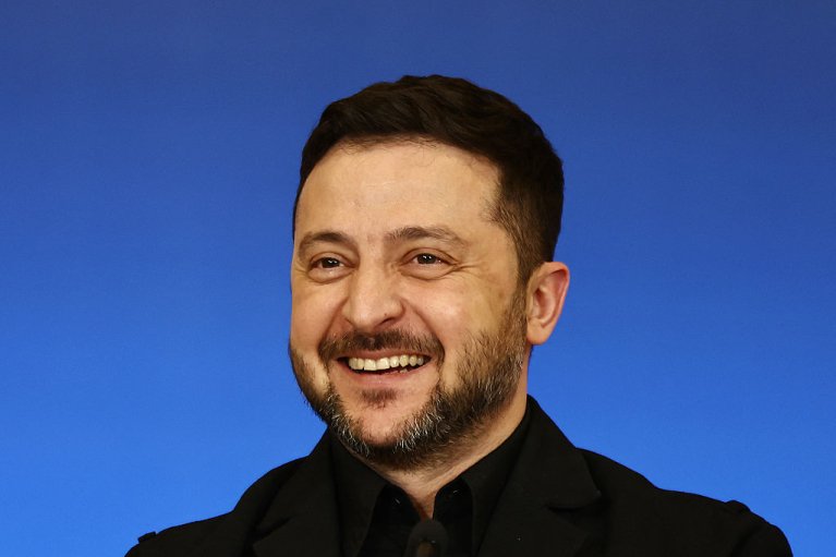 The Guardian запитала у Зеленського щодо ролі "цапа-відбувайла" для Трампа: як відреагував президент (ВІДЕО)
