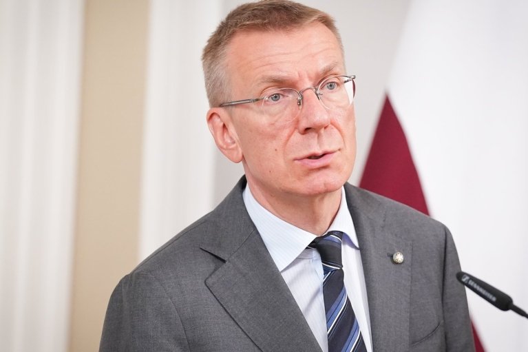 Президент Латвії заявив, що готовий у своїй країні розмістити ядерну зброю НАТО