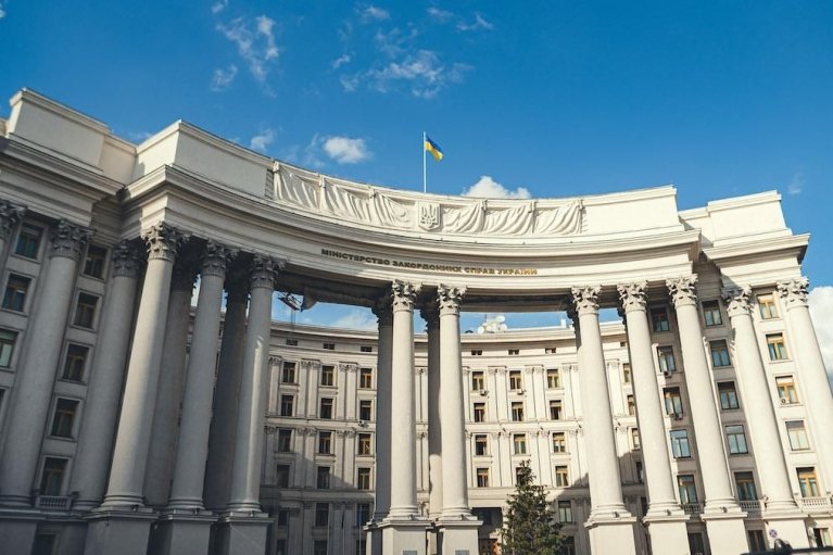 Арбитраж стал на сторону Украины как прибрежного государства в Черном и Азовском морях, — МИД