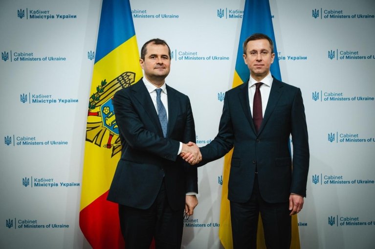 Україна хоче продовжити знижку на транзит через Молдову, — прем'єр