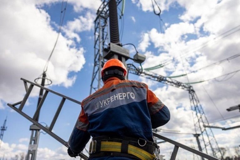 В пятницу, 9 октября, в части регионов будут действовать графики отключений света