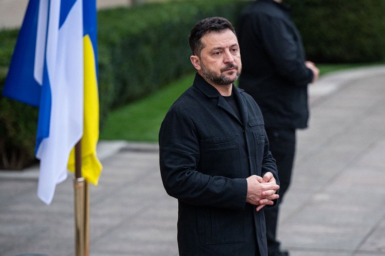 Дві зустрічі на трьох. Який мир готують Зеленському під Новий рік