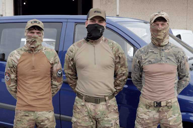 Подразделение "Артан" получило микроавтобус от волонтеров "Украинской команды"