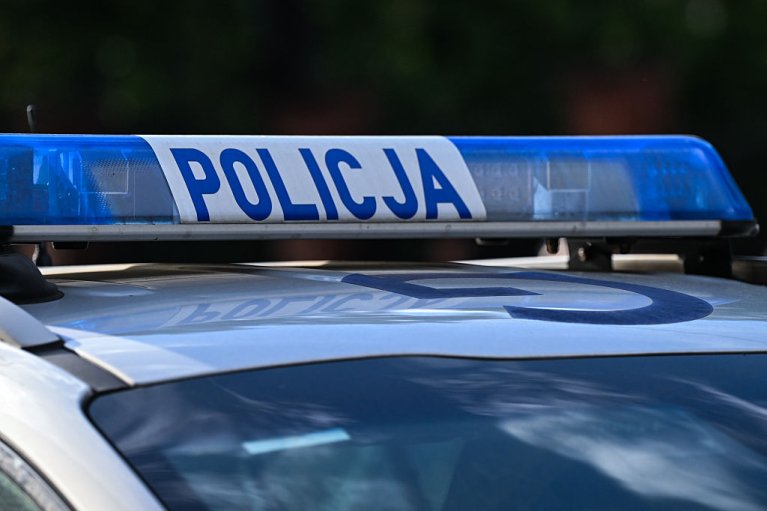 В Варшаве поляк беспричинно напал на 20-летнего украинца посреди дня на пешеходном переходе