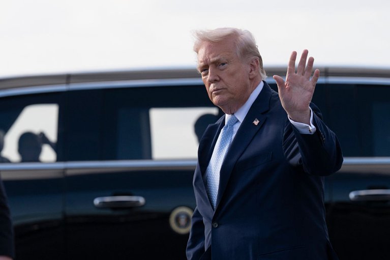 Трамп выплатил компенсацию за сексуальное насилие над журналисткой