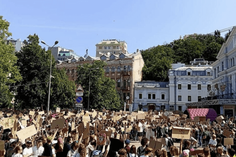 Внутренние дискуссии не должны раскалывать страну, — Общественно-военное движение