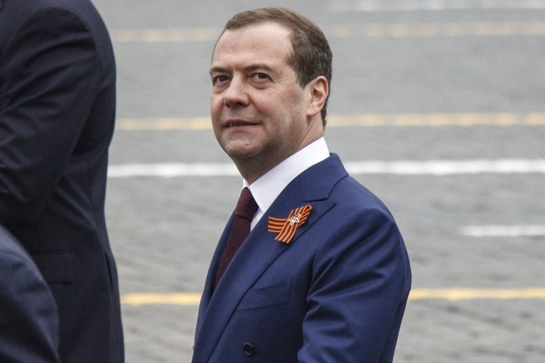 Похороны Хаменеи: Медведев приехал в Иран