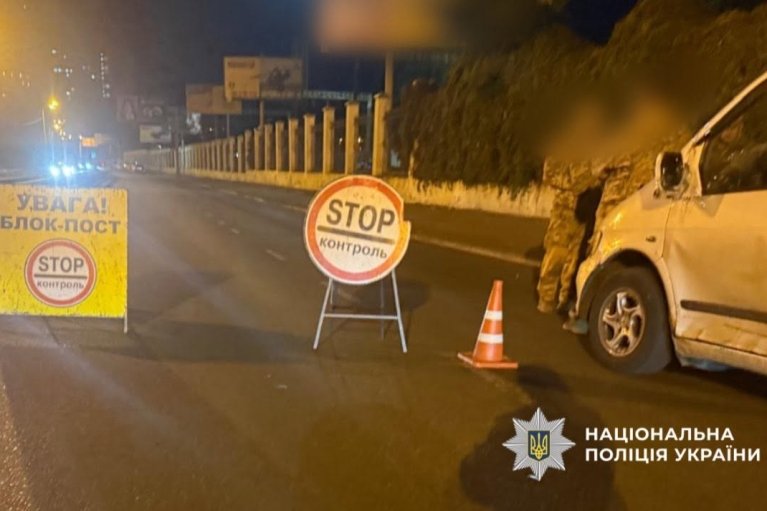 В Одесі BMW збив трьох співробітників ТЦК і двох правоохоронців (ФОТО)