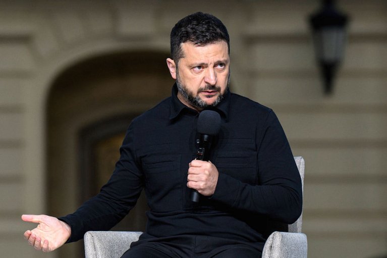 "Готов хоть завтра, но...": Зеленский объяснил, почему в Украине сейчас невозможно провести выборы