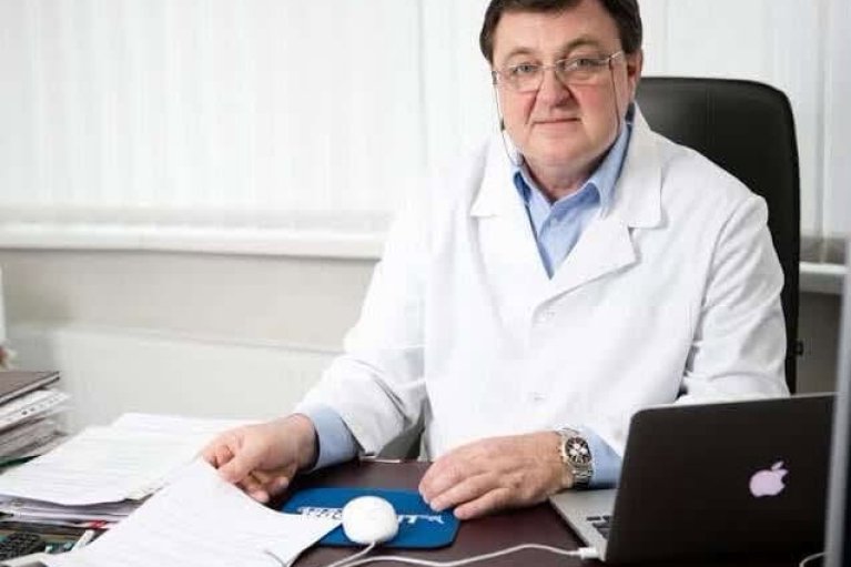 Замах на лікаря в Києві: медик помер від поранень