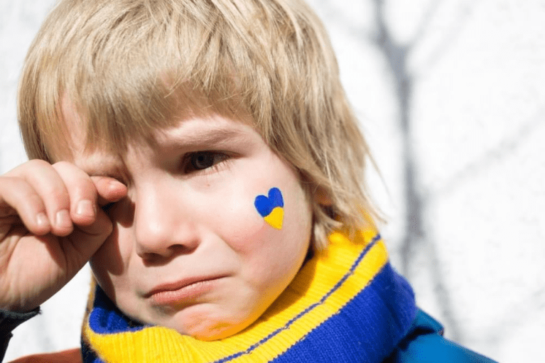 Росія з початку повномасштабного вторгнення вбила понад 700 українських дітей