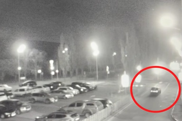 У Києві 16-річний хлопець викрав авто під час ракетного обстрілу та вчинив ДТП (ВІДЕО)