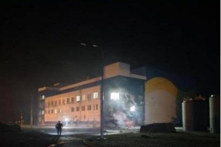 Это превышение даже уже давно заоблачной российской наглости, — Зеленский об ударе по хранилищу отработанного ядерного топлива