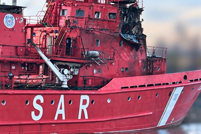 Росія у Чорному морі атакувала і пошкодила пошуково-рятувальний буксир (ФОТО)