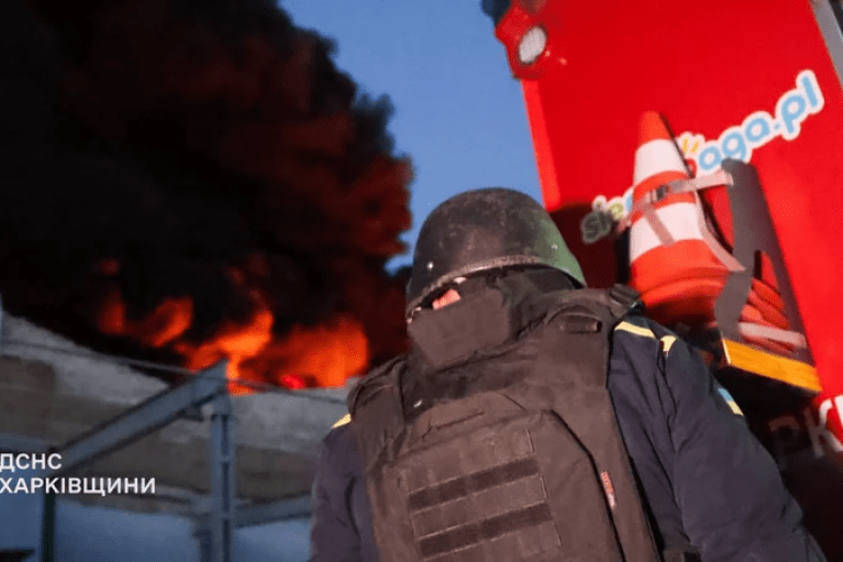 Унаслідок ворожого удару по Харкову загинув 60-річний чоловік, ще троє дістали поранення