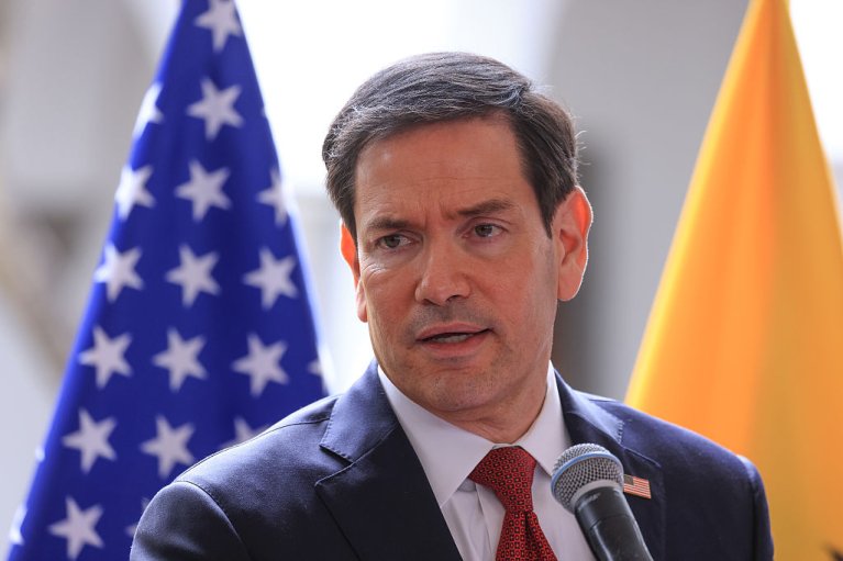 Не Кремлю вирішувати: Рубіо сказав, чи будуть США вивозити дипломатів з Києва