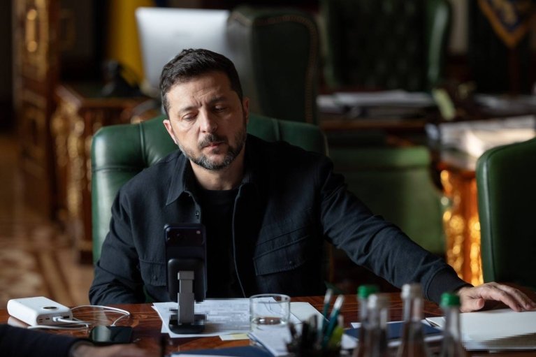 Зеленский обсудил с Рютте поставки Украине ракет-перехватчиков