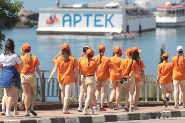 У Криму закрили всі дитячі оздоровчі та спортивні табори