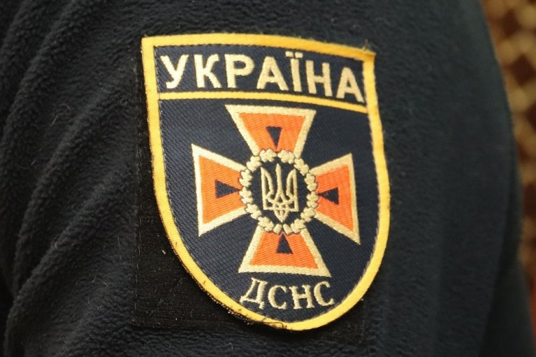 В результате ракетного удара по Харькову погибли спасатели, есть раненые