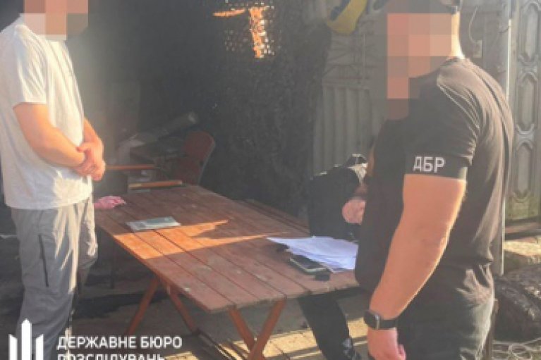 Планировал продать 6 тонн взрывчатки: задержали военнослужащего из Донецкой области
