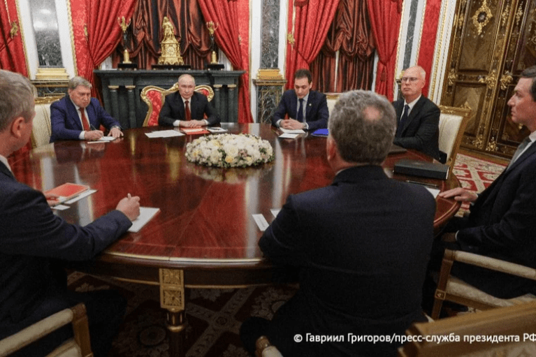 У Кремлі розпочалася зустріч спецпосланців Трампа з Путіним: перші подробиці