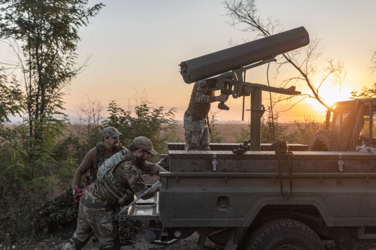 Сили оборони ліквідували 1460 російських окупантів та 10 танків за добу, — Генштаб