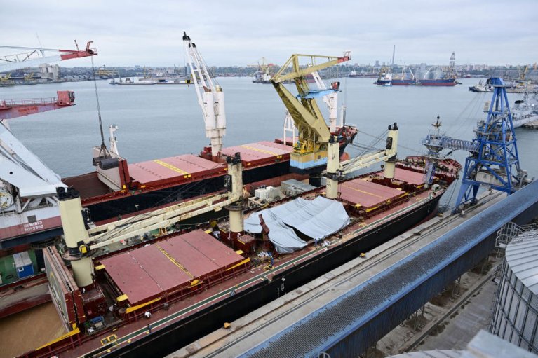 Блокада портов может стоить Украине до $2 млрд экспортной выручки ежемесячно