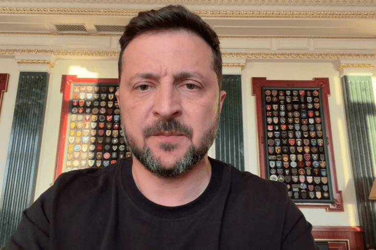 Зеленський заявив, що говорив із Федоровим і Сирським: обіцяє "рішення" щодо армії (ВІДЕО)
