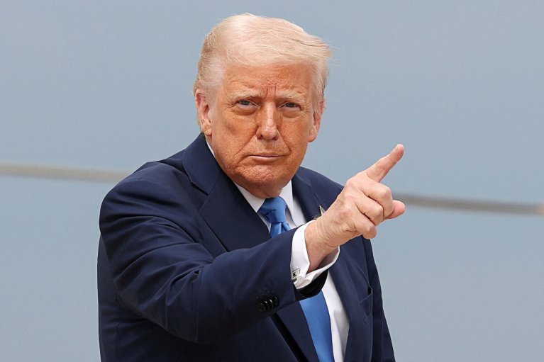 Трамп заявил, что может возобновить бомбардировку Ирана