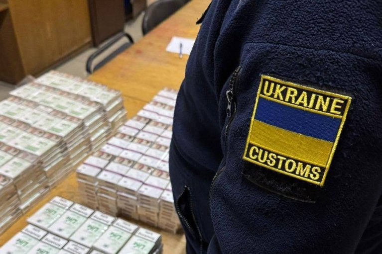 Рекорд за время военного положения: в июне в госбюджет Украины направили 78,1 млрд грн таможенных платежей