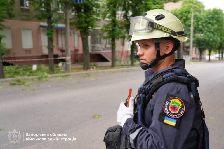 Россияне утром атаковали Запорожье, ранены два человека