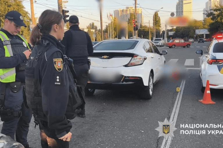 В Одесі на автодорозі виявили вбитого чоловіка: у мережі пишуть про конфлікт між водіями